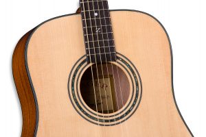 ZAD20 Solid Spruce/Mahogany Acoustic Natural