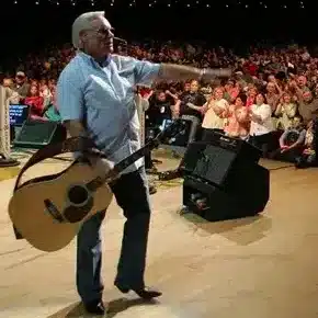 Zager Easy Play ZAD80 vs $3500 Gibson J-185...40 year pro honest opinion
